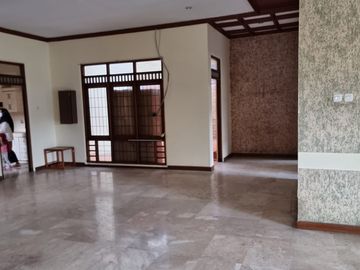 DIJUAL RUMAH ( Hook)  DI PESONA ESTATE DEPOK