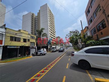 ¡Gran Oportunidad En Jesús María! Casa En Venta A Precio De Terreno