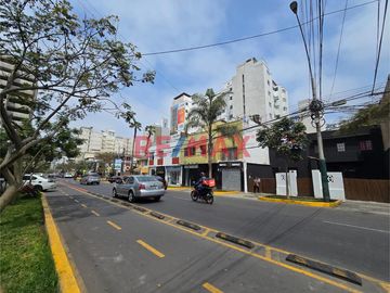 ¡Gran Oportunidad En Jesús María! Casa En Venta A Precio De Terreno