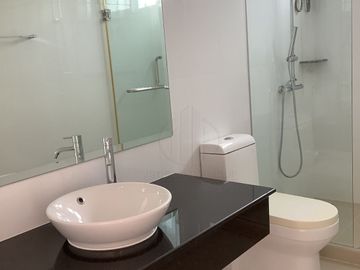 Sale Boathouse Hua Hin
