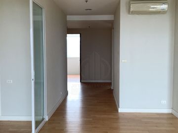 Sale Boathouse Hua Hin