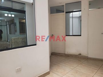 Vendo Casa Productiva De 3 Pisos Para Familia O Inversionista En Urb. Manuel Arevalo 111.80 M2 - 1076947