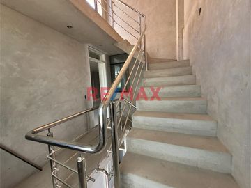 Vendo Casa Productiva De 3 Pisos Para Familia O Inversionista En Urb. Manuel Arevalo 111.80 M2 - 1076947