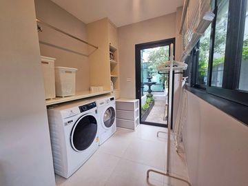 SALE / RENT Detached house Nantawan Rama 9 New Krungthepkreetha