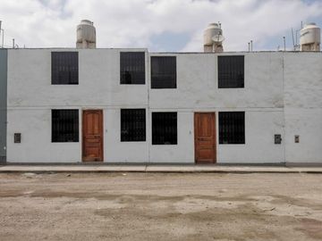 Vendo Casa Unifamiliar de Dos Niveles