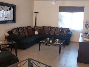Venta casa al norte ote de Aguascalientes en coto sobre av ags bosques del prado oriente