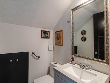 CASA EN CONDOMINIO CON ALBERCAS, A 15 MINUTOS DE CUERNAVACA; MORELOS. 3 RECÁMARAS