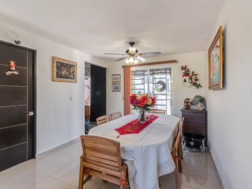 CASA EN CONDOMINIO CON ALBERCAS, A 15 MINUTOS DE CUERNAVACA; MORELOS. 3 RECÁMARAS