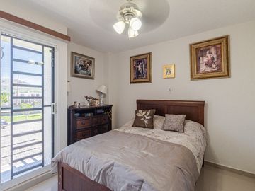 CASA EN CONDOMINIO CON ALBERCAS, A 15 MINUTOS DE CUERNAVACA; MORELOS. 3 RECÁMARAS