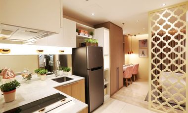 METRO MANILA High End Condo Modern Minimialist Condo near Hotel Mall Resturants and Airport Hospital School Office  HIGH END BUT AFFORDABLE CONDO IN S