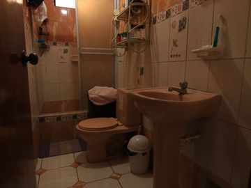 VENTA DE DEPARTAMENTO 1ER PISO - URB. SANTA MARÍA DEL PINAR- PIURA