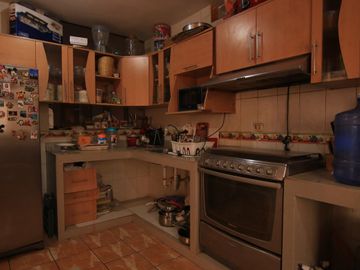 VENTA DE DEPARTAMENTO 1ER PISO - URB. SANTA MARÍA DEL PINAR- PIURA