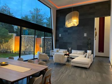 CASA INTELIGENTE EN VENTA EN RESIDENCIAL EL BOSQUE