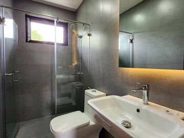 3 Storey House and Lot for sale in Filinvest Subdivision Batasan Hills near Commonwealth Quezon City