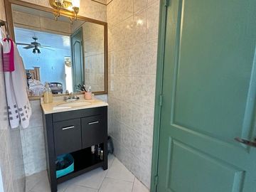 SE VENDE CASA EN CAPISTRANO