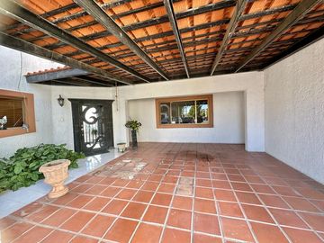 SE VENDE CASA EN CAPISTRANO