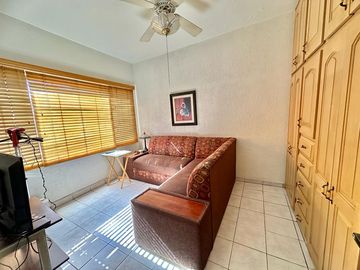 SE VENDE CASA EN CAPISTRANO