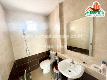 หมู่บ้านรุ่งกานต์7 บางบัวทอง (ใกล้เซ็นทรัลเวสเกต)