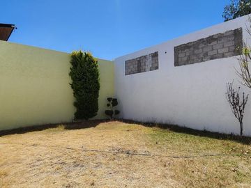 Casa en Venta con Jardín, Residencial La Moraleja, Pachuca, Hidalgo.