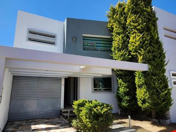Casa en Venta con Jardín, Residencial La Moraleja, Pachuca, Hidalgo.