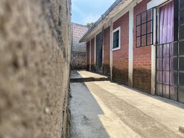 UTILICE SU CRÉDITO EN ÉSTA PROPIEDAD CON ÁMPLIO TERRENO EN UN SÓLO NIVEL