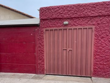 AMPLIA Y LINDA CASA CON LOCAL COMERCIAL EN EL MILAGRO DE LA SERENA