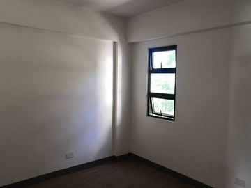 For Sale 2Bedroom Unit in Brentwood Mactan, Lapu-Lapu City
