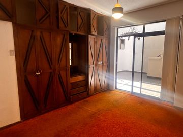 Casa Rentera de Venta en la Guanguiltagua