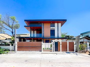 For Sale: 5 Bedrooms 5BR Brand New House in Bf Homes, Parañaque City Inside Bf Northwest