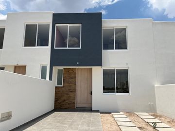 Venta de Casa en Coto Privado de Oportunidad Al Norte Jesús María (LUCY)