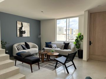 Venta de Casa en Coto Privado de Oportunidad Al Norte Jesús María (LUCY)