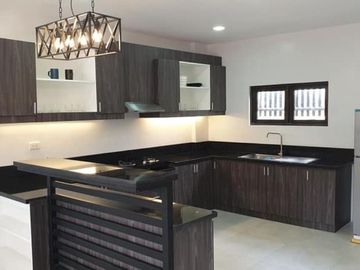 Modern House and Lot In Primepeak Village Magallanes Tagaytay For Sale | Fretrato ID:RC479