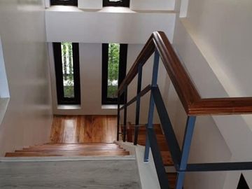 Modern House and Lot In Primepeak Village Magallanes Tagaytay For Sale | Fretrato ID:RC479