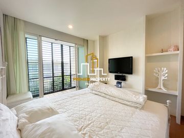 2 Bedrooms Seaview at Hua Hin Beachfront Condo