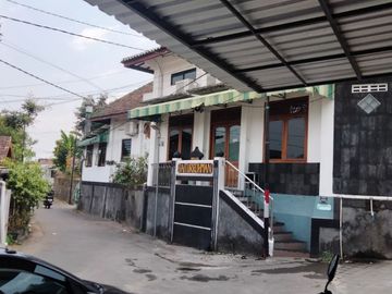For sale house near the UGM Yogyakarta Campus