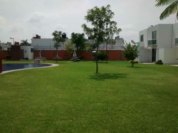 Casa en condominio con alberca en Yautepec Morelos