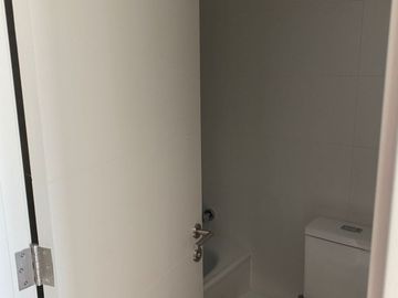 SE VENDE 2 DORMITORIOS 2 BAÑOS,  SECTOR PONIENTE  DE VIÑA DEL MAR