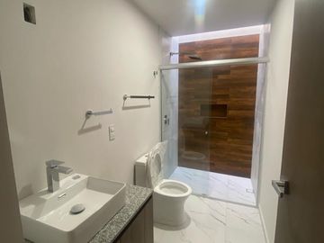 CASA EN VENTA Coto Soare Col. Solares Residencial. Zapopan, Jalisco.
