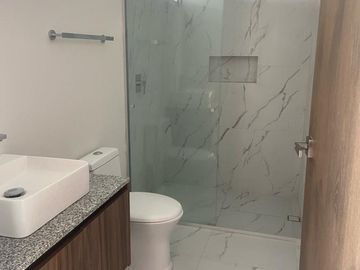 CASA EN VENTA Coto Soare Col. Solares Residencial. Zapopan, Jalisco.
