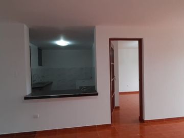 AMPLIO DEPARTAMENTO CON 4 HABITACIONES