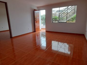 AMPLIO DEPARTAMENTO CON 4 HABITACIONES