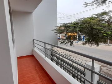 AMPLIO DEPARTAMENTO CON 4 HABITACIONES