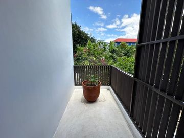 Villa dijual - brand new modeen villa di seminyak dekat pantai