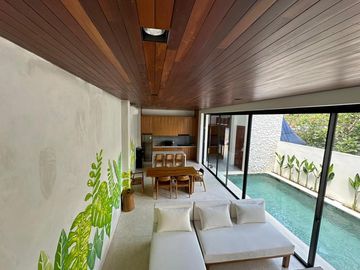 Villa dijual - brand new modeen villa di seminyak dekat pantai