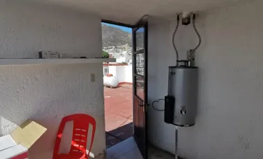 Casa de 3 Pisos en Venta en Zona Centro de Pachuca, Hidalgo.