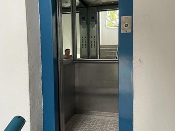 SE VENDE DEPARTAMENTO EN AV CRISTOBAL COLON COSTA AZUL A UNAS CUADRAS DE COSTERA
