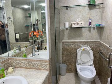 SE VENDE DEPARTAMENTO EN AV CRISTOBAL COLON COSTA AZUL A UNAS CUADRAS DE COSTERA