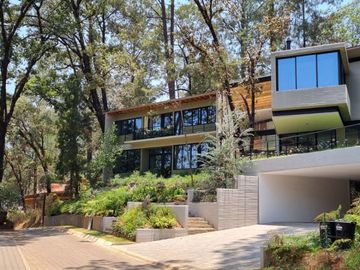 CASA NUEVA Y MODERNA EN VENTA