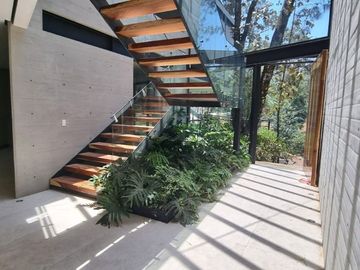 CASA NUEVA Y MODERNA EN VENTA