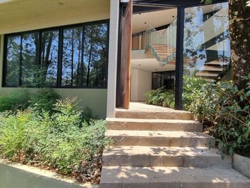 CASA NUEVA Y MODERNA EN VENTA